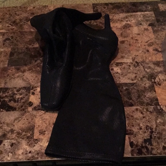 Boots - Picture 3 of 6